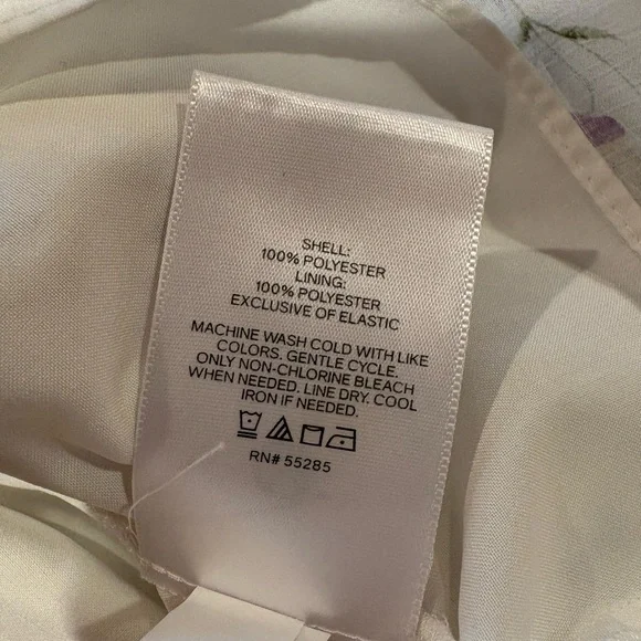 Express Floral V-neck Peplum Top women’s XL - Picture 8 of 12